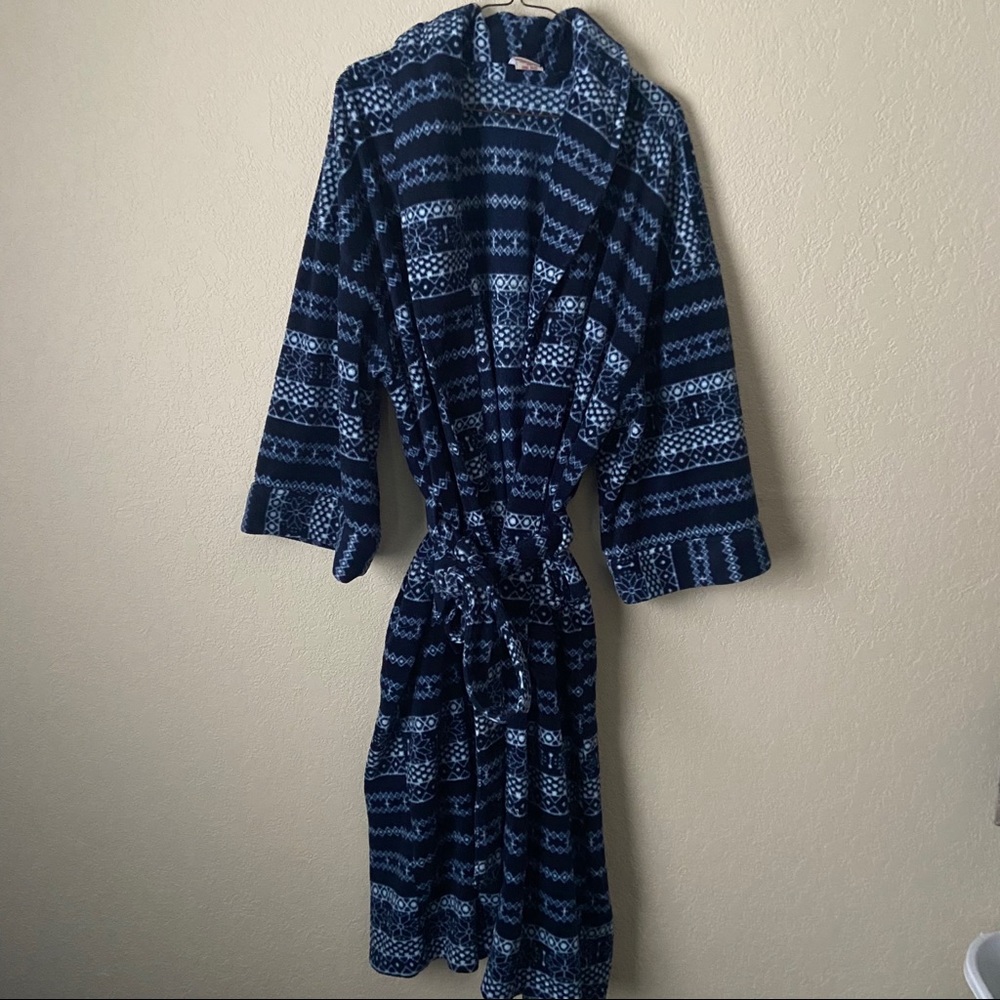 Vintage Faded Glory Robe